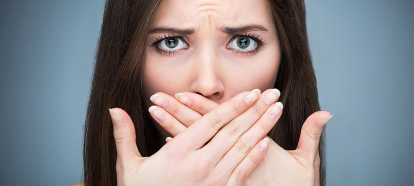 Причины плохого запаха изо рта и как с этим бороться